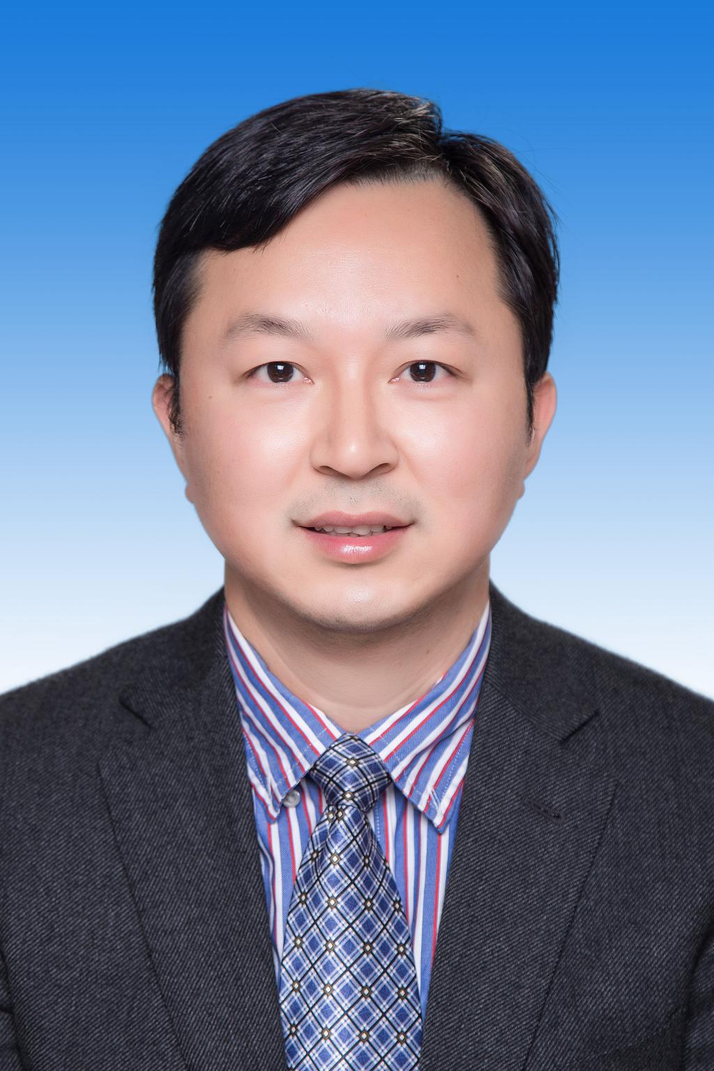 蔡鹏